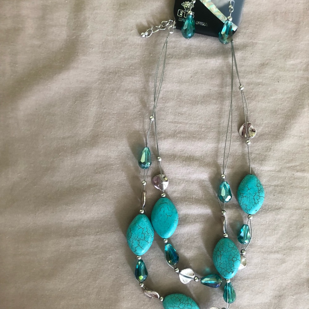 Turquoise necklace **earrings included